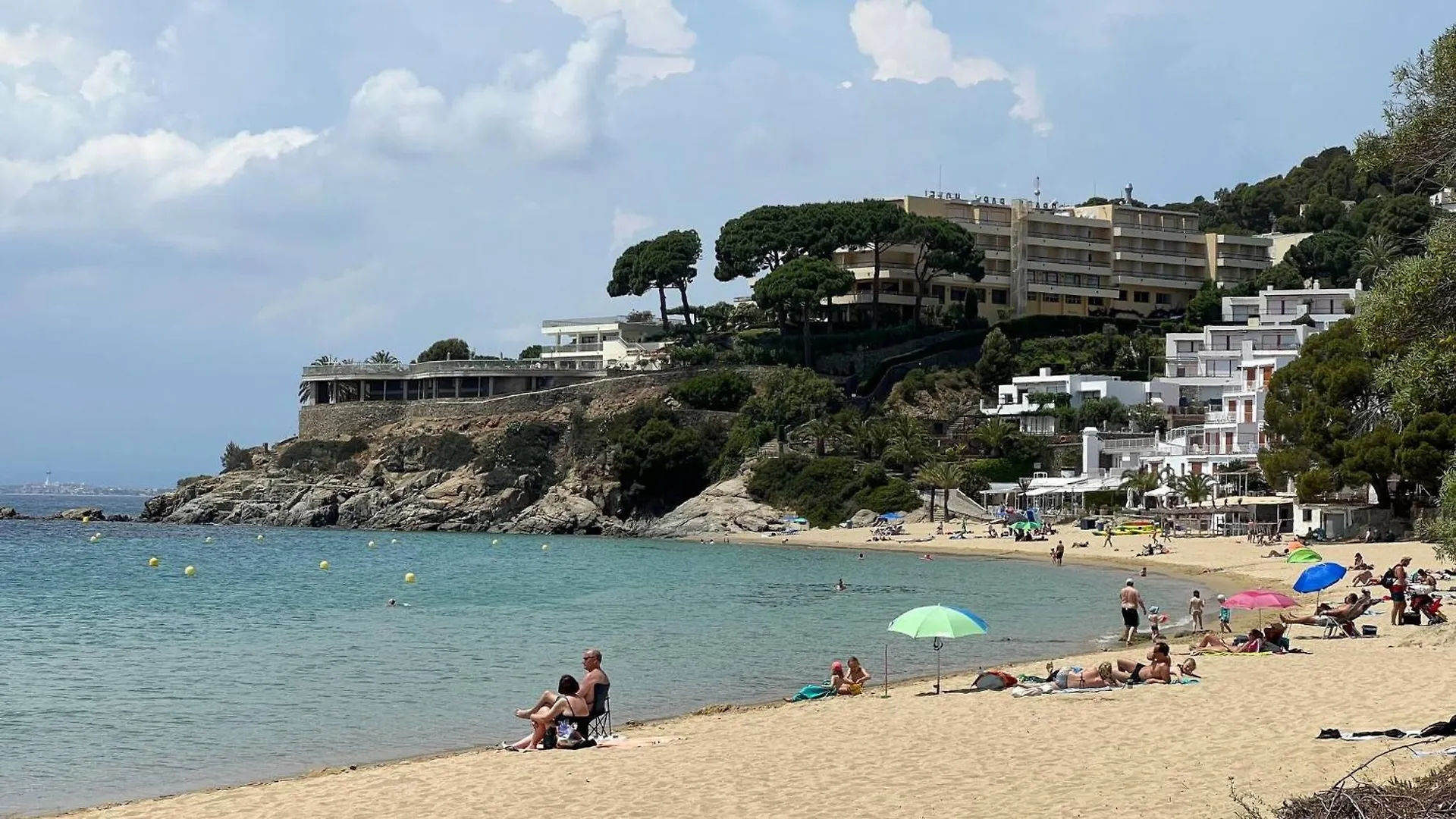 Apartamento En Primera Linea Con Acceso Directo A La Playa En La Almadrava Roses Spanyolország