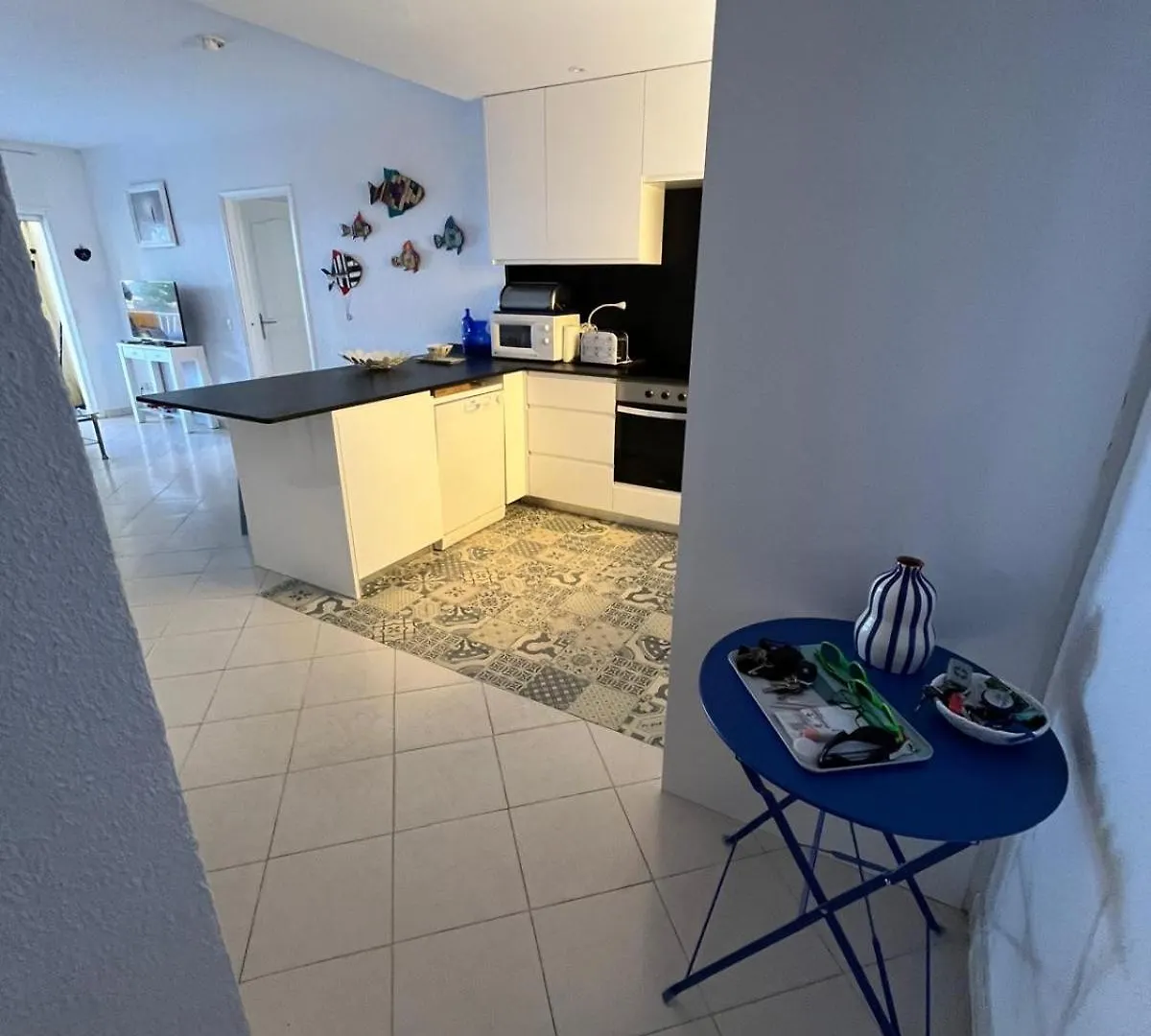 Apartamento En Primera Linea Con Acceso Directo A La Playa En La Almadrava Roses 0*,